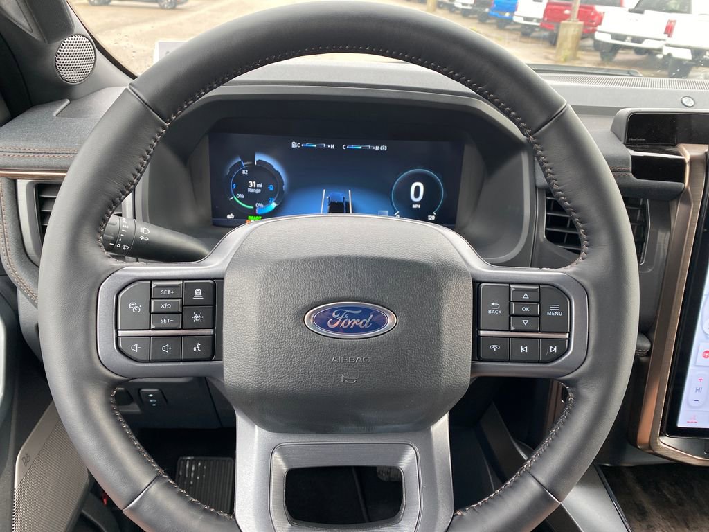 Used 2023 Ford F150 Lightning Lariat image 16