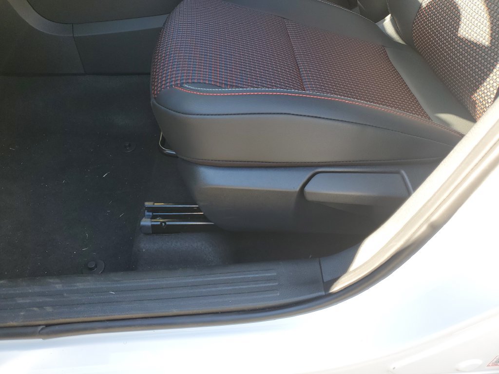 New 2027 Nissan Kicks SR w/ SR Premium Package FWD image 20