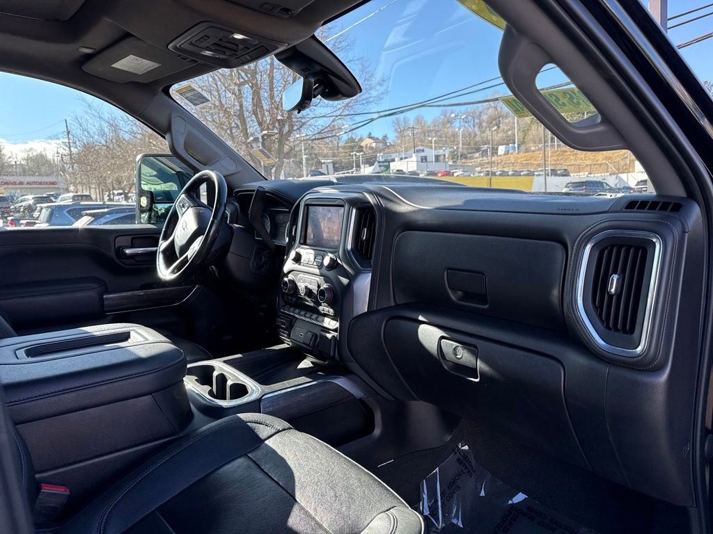 Used 2022 Chevrolet Silverado 2500 LTZ w/ LTZ Plus Package image 46