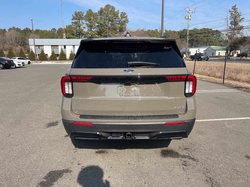 New 2026 Ford Explorer ST-Line w/ ST-Line Street Pack image 5
