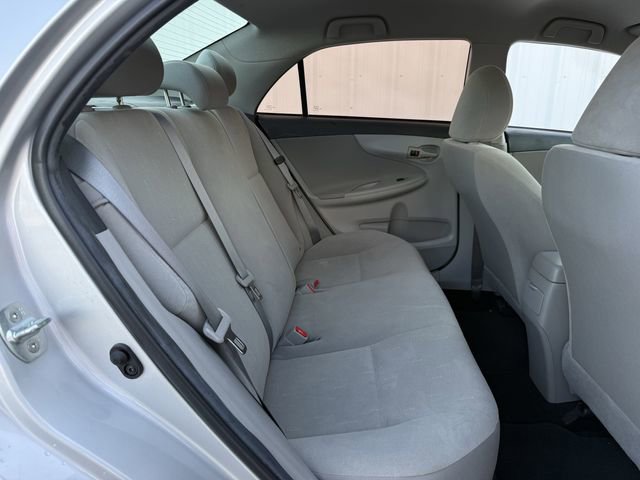 Used 2013 Toyota Corolla L image 26