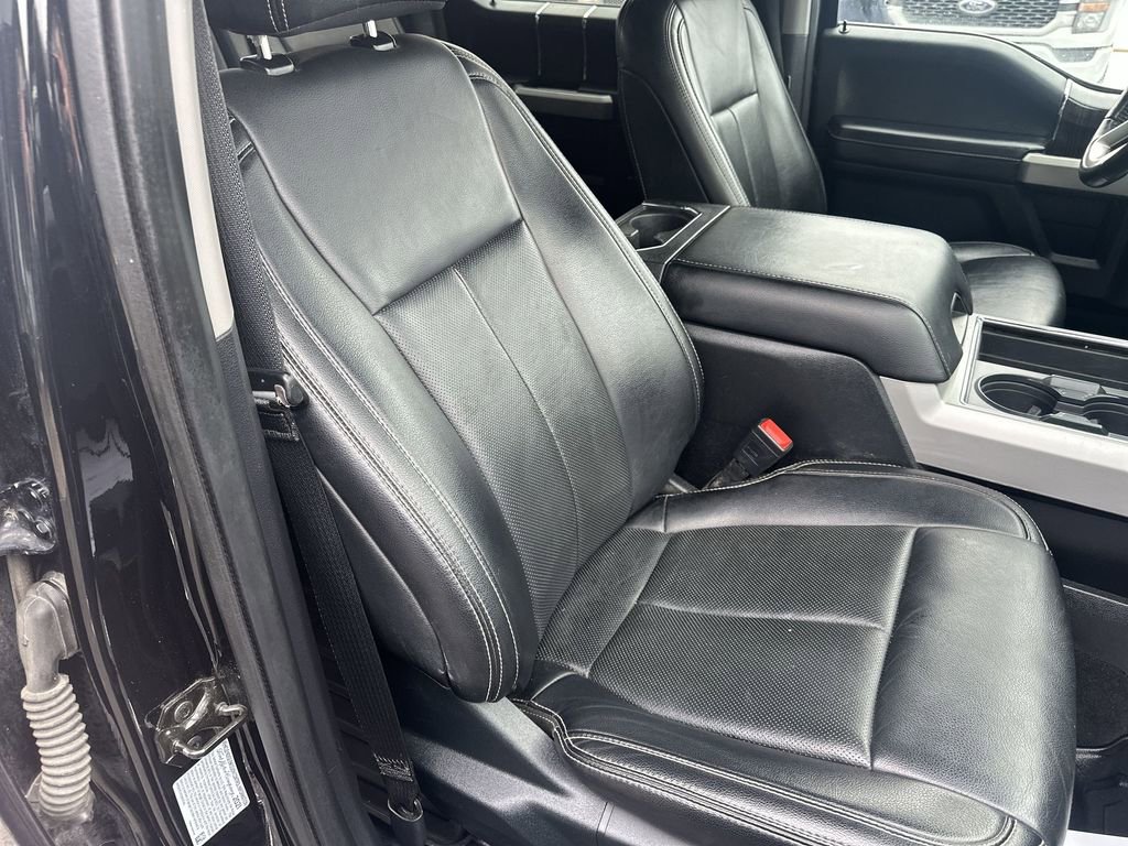 Used 2021 Ford F350 Lariat w/ Chrome Package image 30