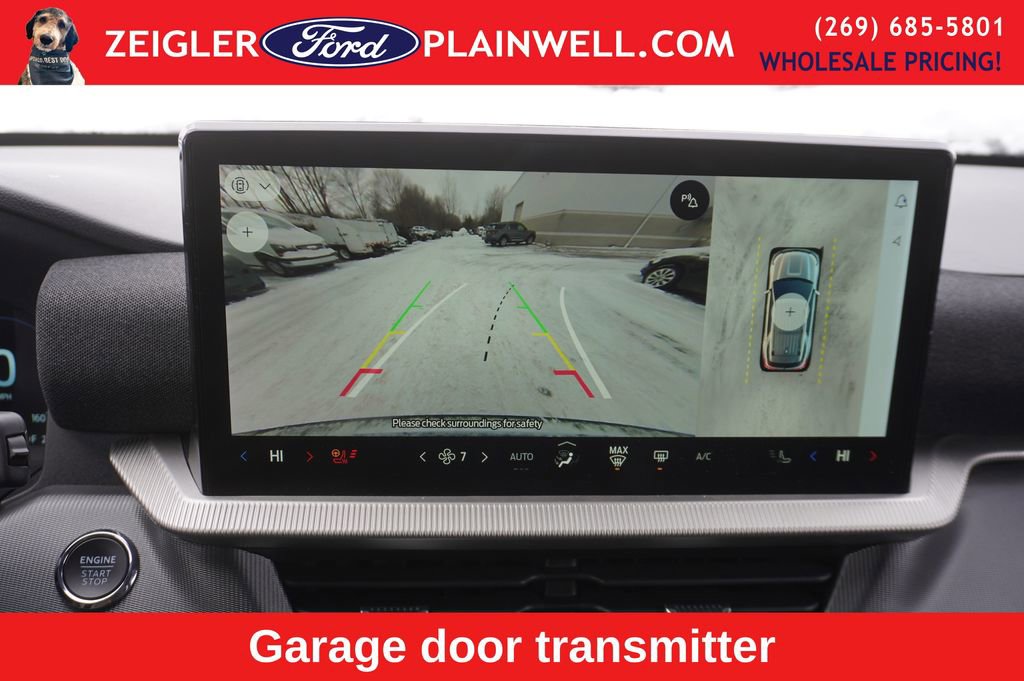 Used 2025 Ford Explorer ST-Line w/ ST-Line Street Pack image 21