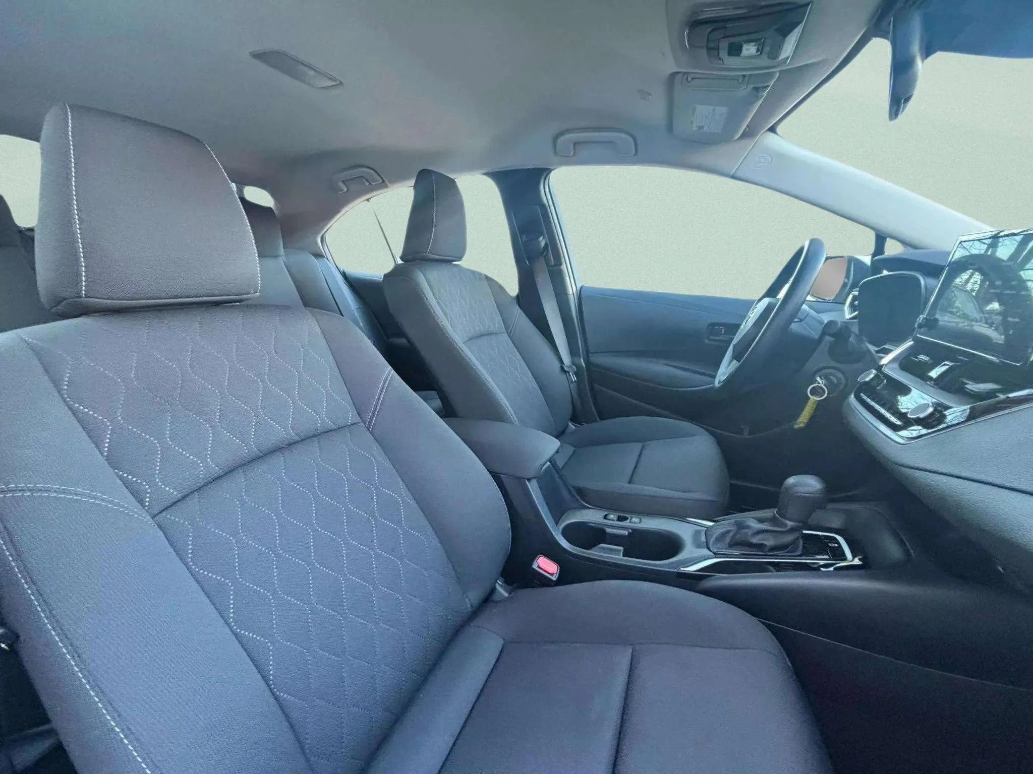 Used 2024 Toyota Corolla LE image 8
