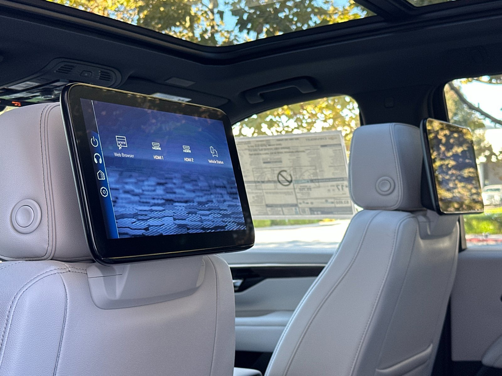 New 2026 Chevrolet Tahoe Premier image 17