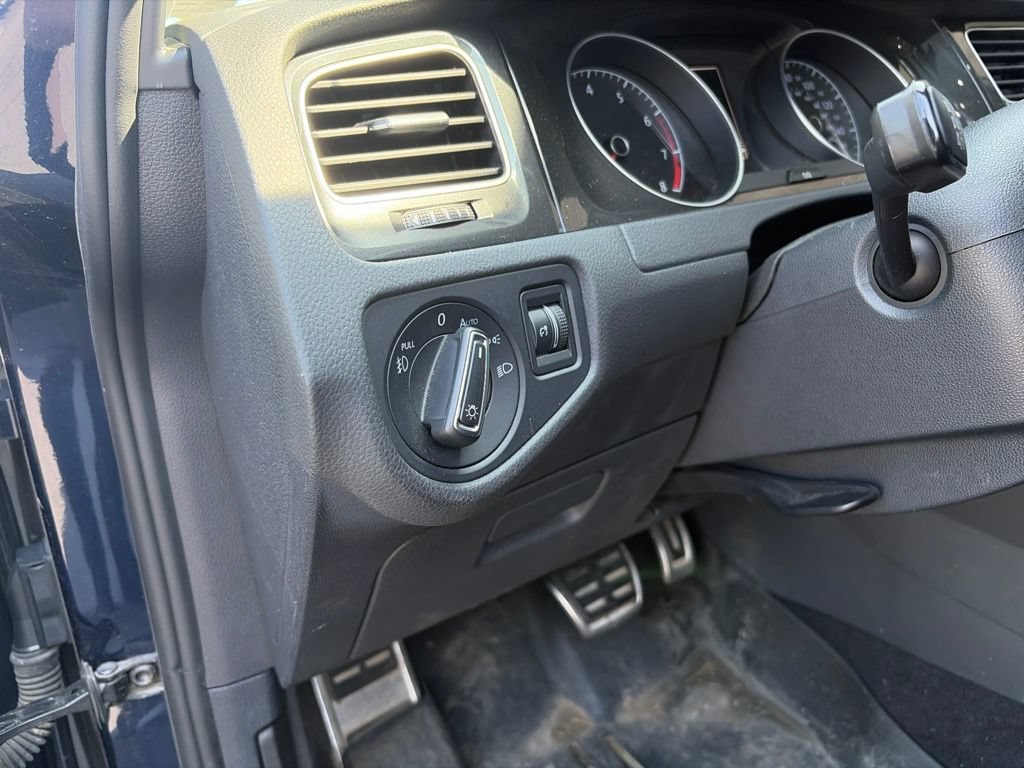 Used 2019 Volkswagen Golf Alltrack S AWD/4WD image 15
