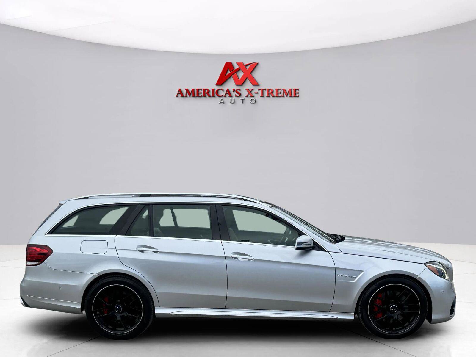 Used 2014 Mercedes-Benz E 63 AMG S-Model image 7