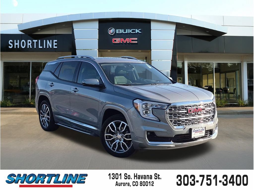 Used 2023 GMC Terrain Denali w/ Denali Premium Package AWD/4WD image 1