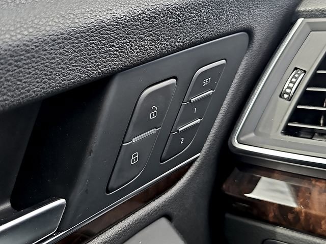 Used 2018 Audi Q5 2.0T Premium image 27