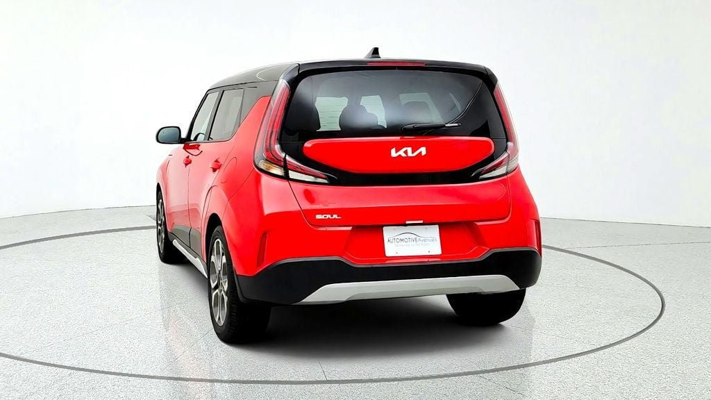 Used 2025 Kia Soul EX FWD image 6