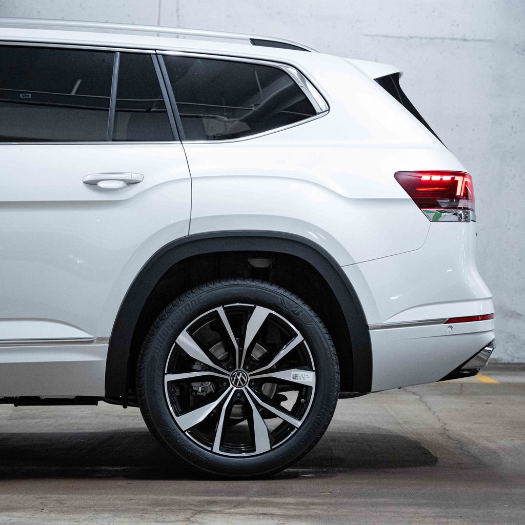 New 2026 Volkswagen Atlas SEL Premium R-Line AWD/4WD image 4
