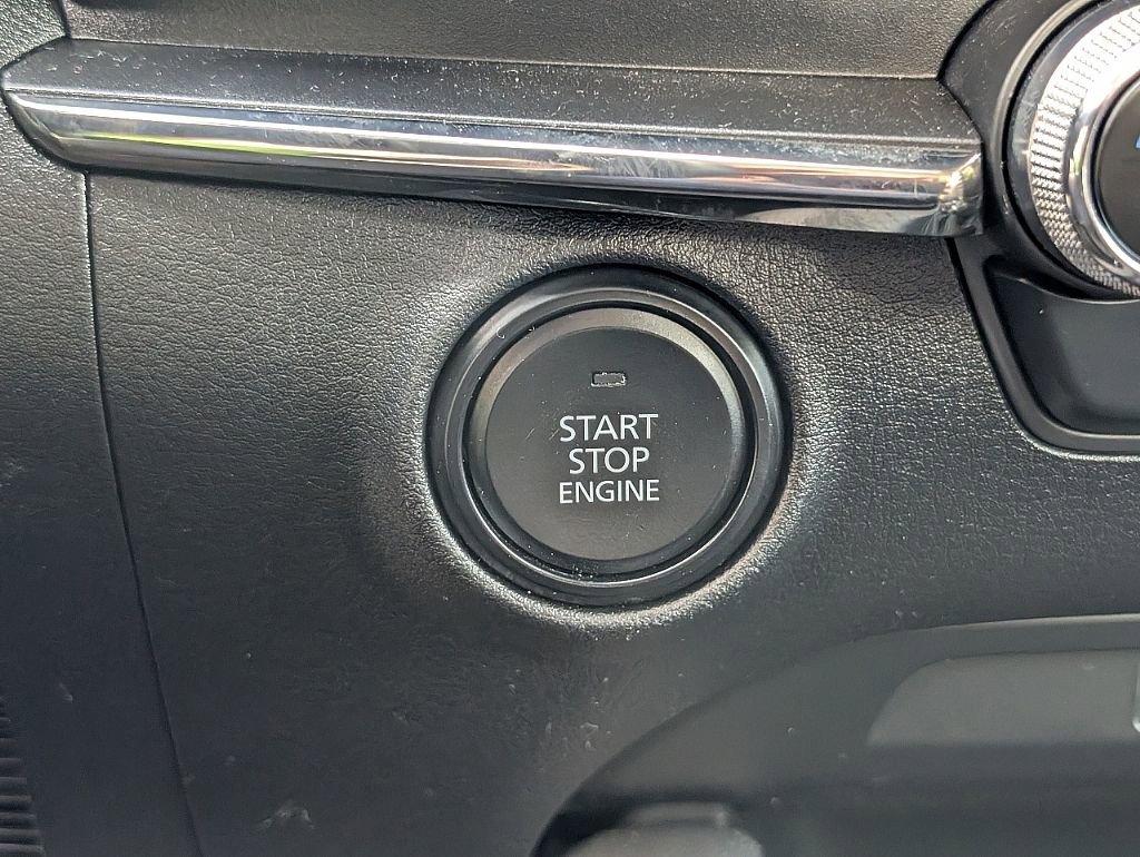 Used 2021 MAZDA MAZDA3 s image 31