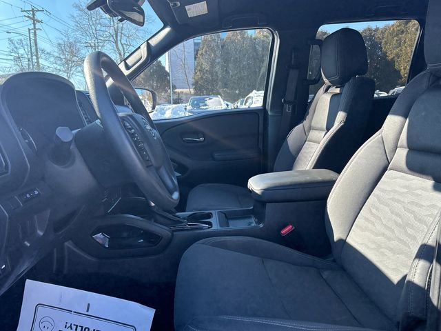 Certified 2023 Nissan Frontier SV w/ Midnight Edition Package image 10