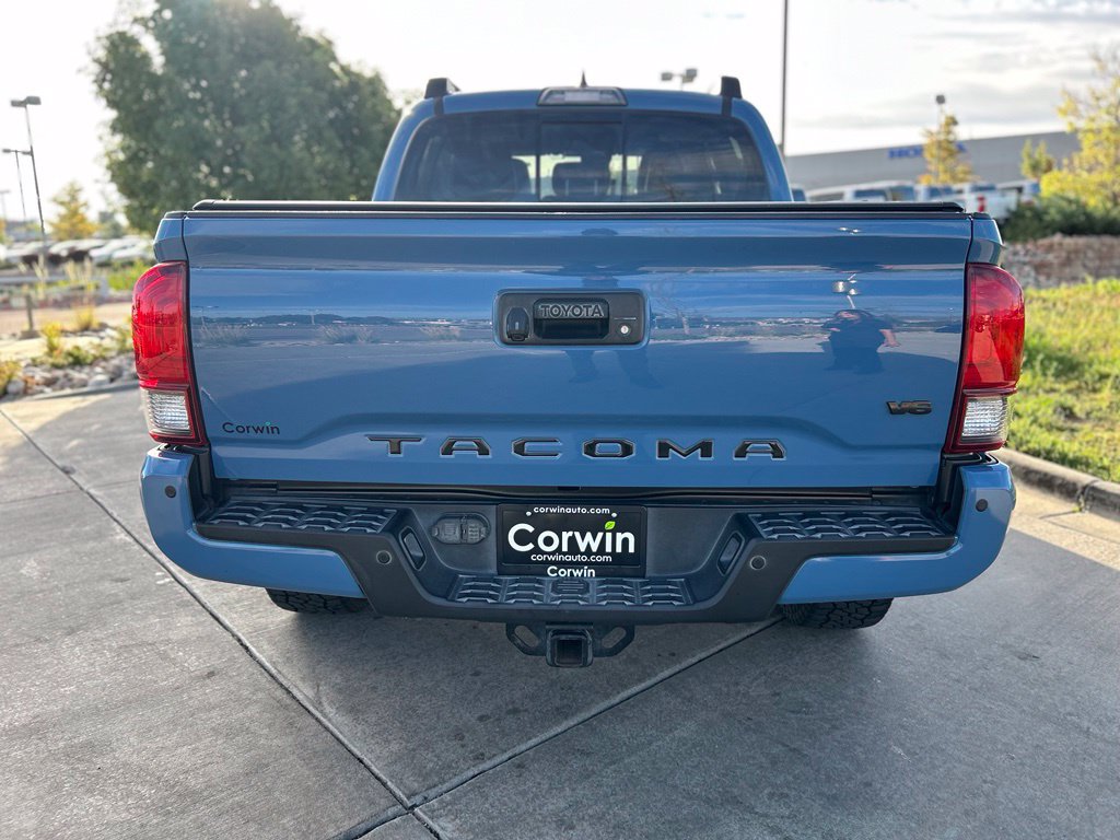 Used 2019 Toyota Tacoma TRD Sport AWD/4WD image 7
