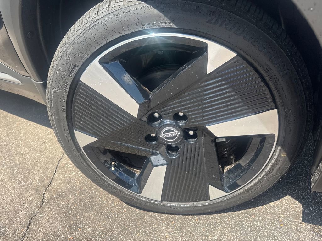 Used 2025 Nissan Kicks SR FWD image 36
