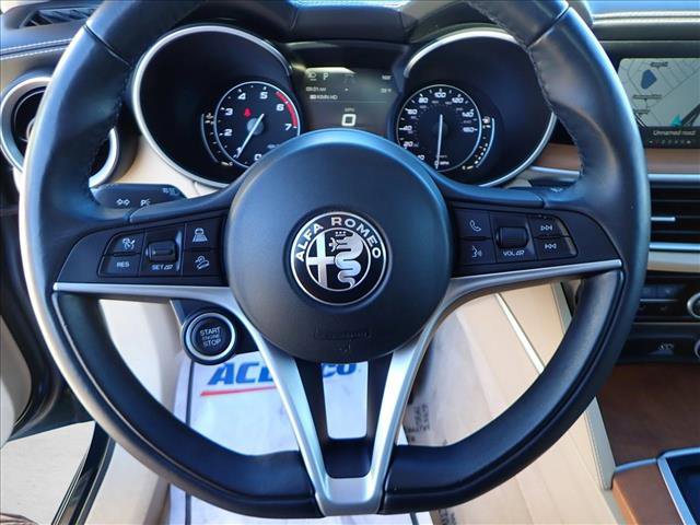 Used 2019 Alfa Romeo Stelvio Ti Lusso w/ Quick Order Package 22X Lusso image 16