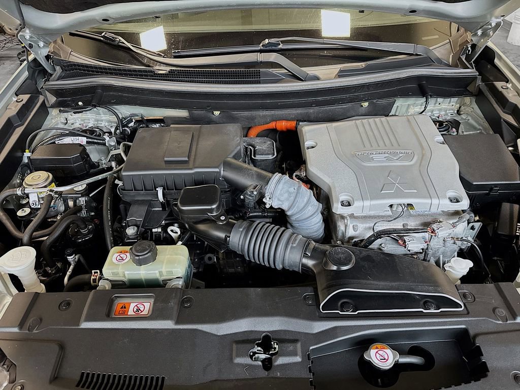 Used 2022 Mitsubishi Outlander LE AWD/4WD image 27