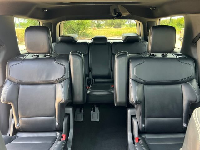 New 2027 Ford Expedition Platinum w/ Stealth Appearance Package RWD image 26