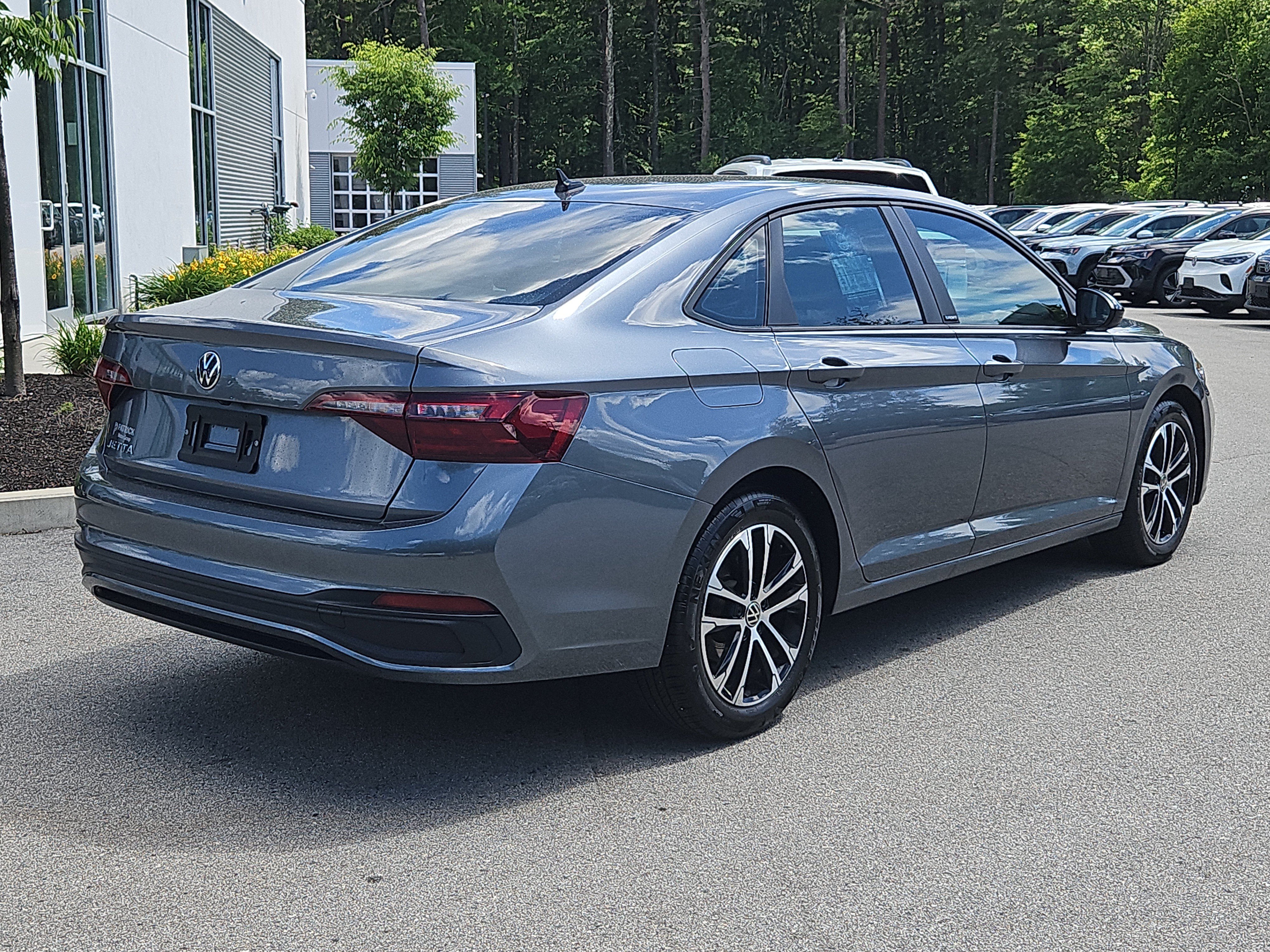 Certified 2024 Volkswagen Jetta Sport FWD image 10