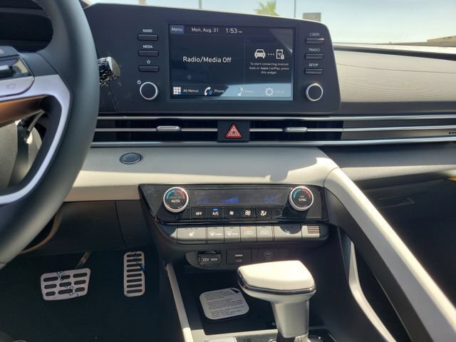 New 2026 Hyundai Elantra SEL Sport FWD image 14