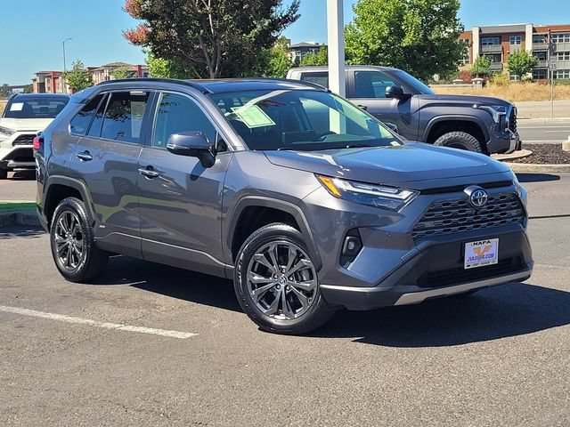Certified 2023 Toyota RAV4 Limited AWD/4WD image 2