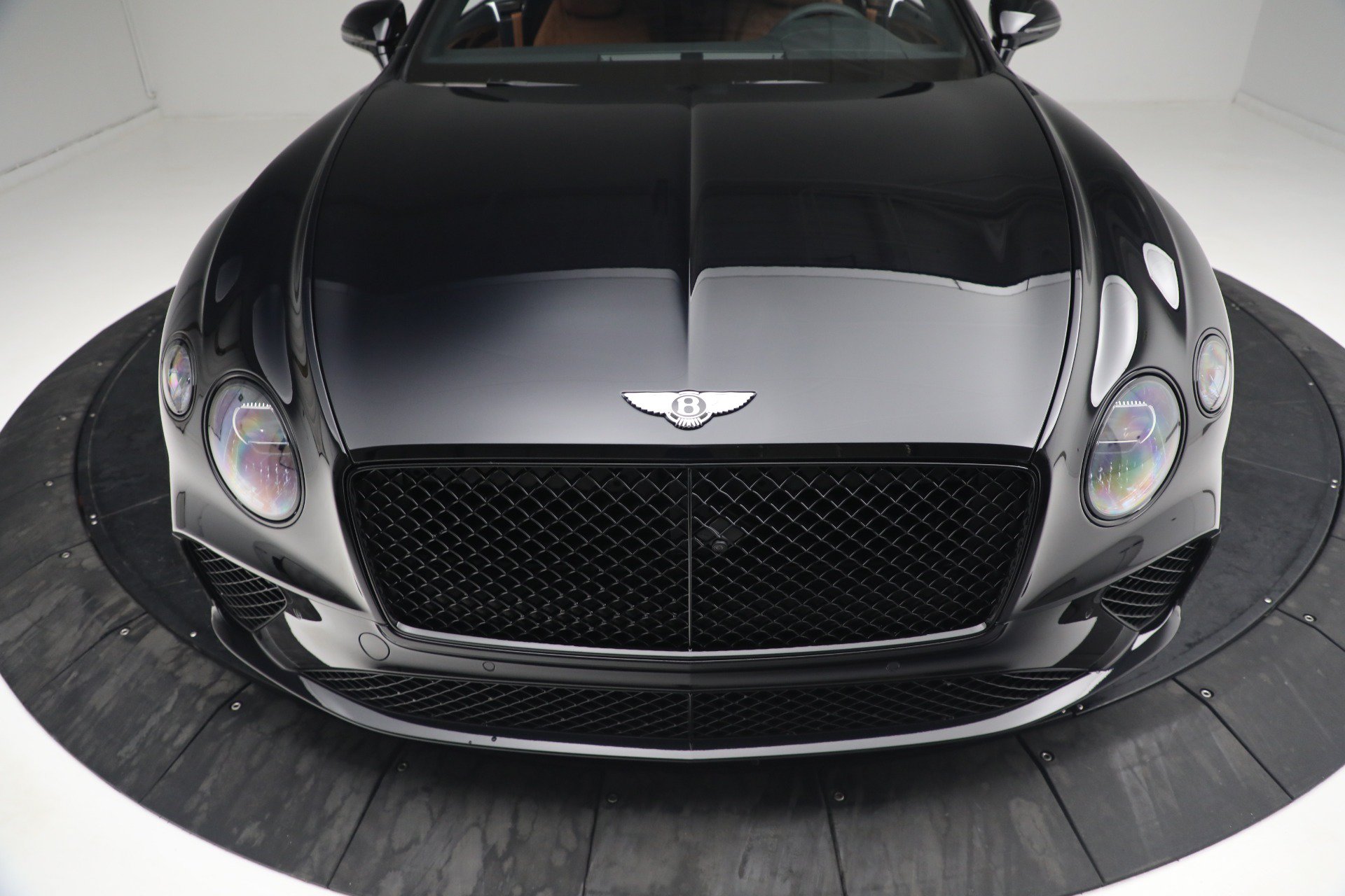 Certified 2022 Bentley Continental GT AWD/4WD image 11