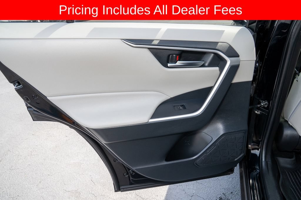 Used 2023 Toyota RAV4 XLE Premium AWD/4WD image 11