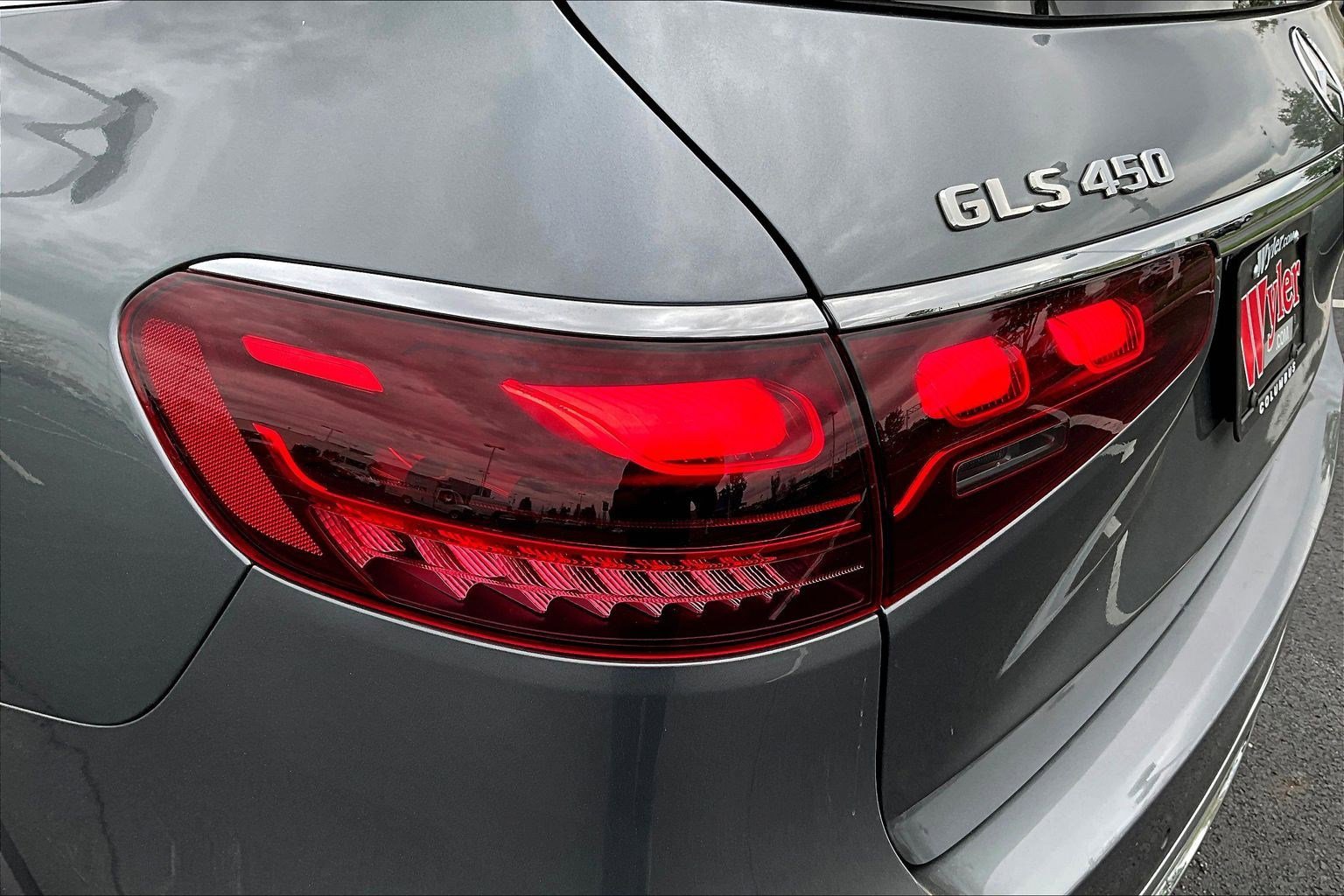 Used 2025 Mercedes-Benz GLS 450 4MATIC image 22