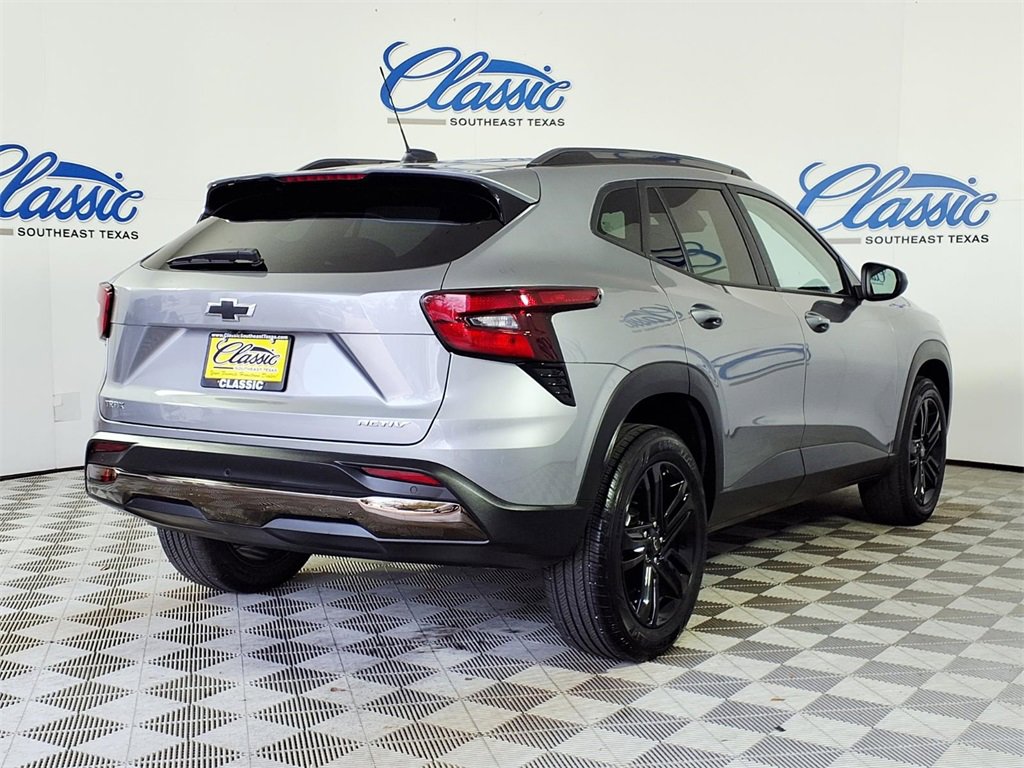 Used 2025 Chevrolet Trax ACTIV w/ Driver Confidence Package image 6