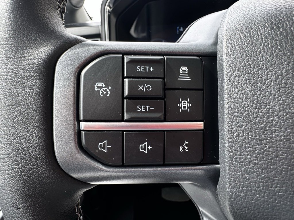 New 2025 Ford F350 Lariat w/ Lariat Ultimate Package image 46