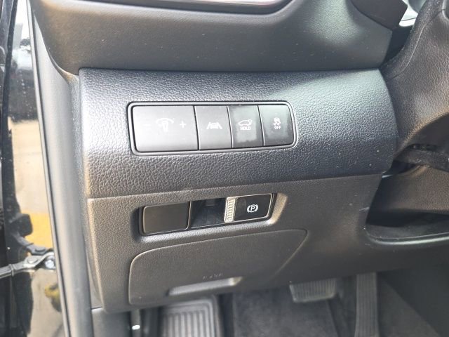 Used 2023 Hyundai Santa Fe SEL image 14