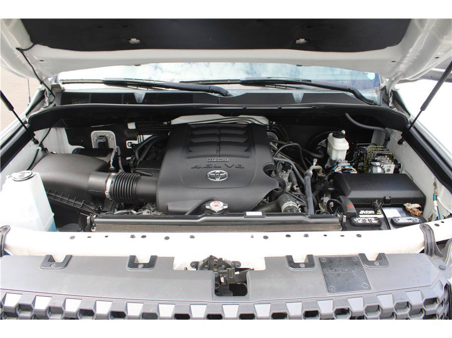 Used 2018 Toyota Tundra SR5 w/ SR5 Upgrade Package RWD image 38