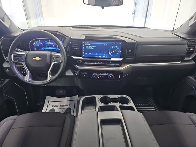 Used 2025 Chevrolet Silverado 1500 LT image 12
