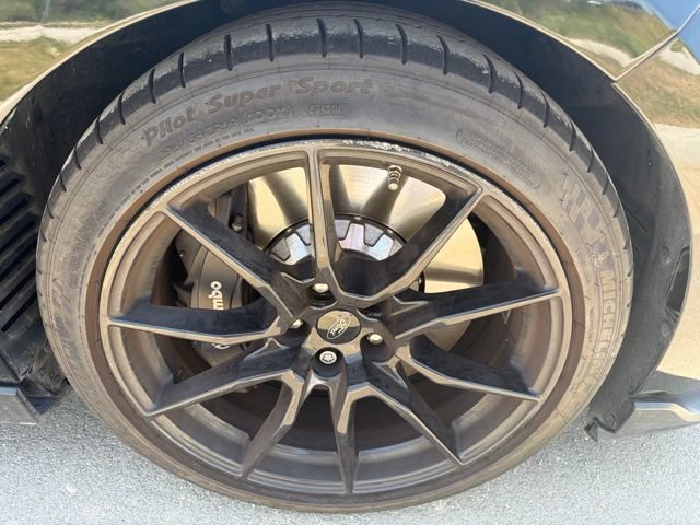 Used 2020 Ford Mustang Shelby GT350 w/ Technology Package RWD image 2