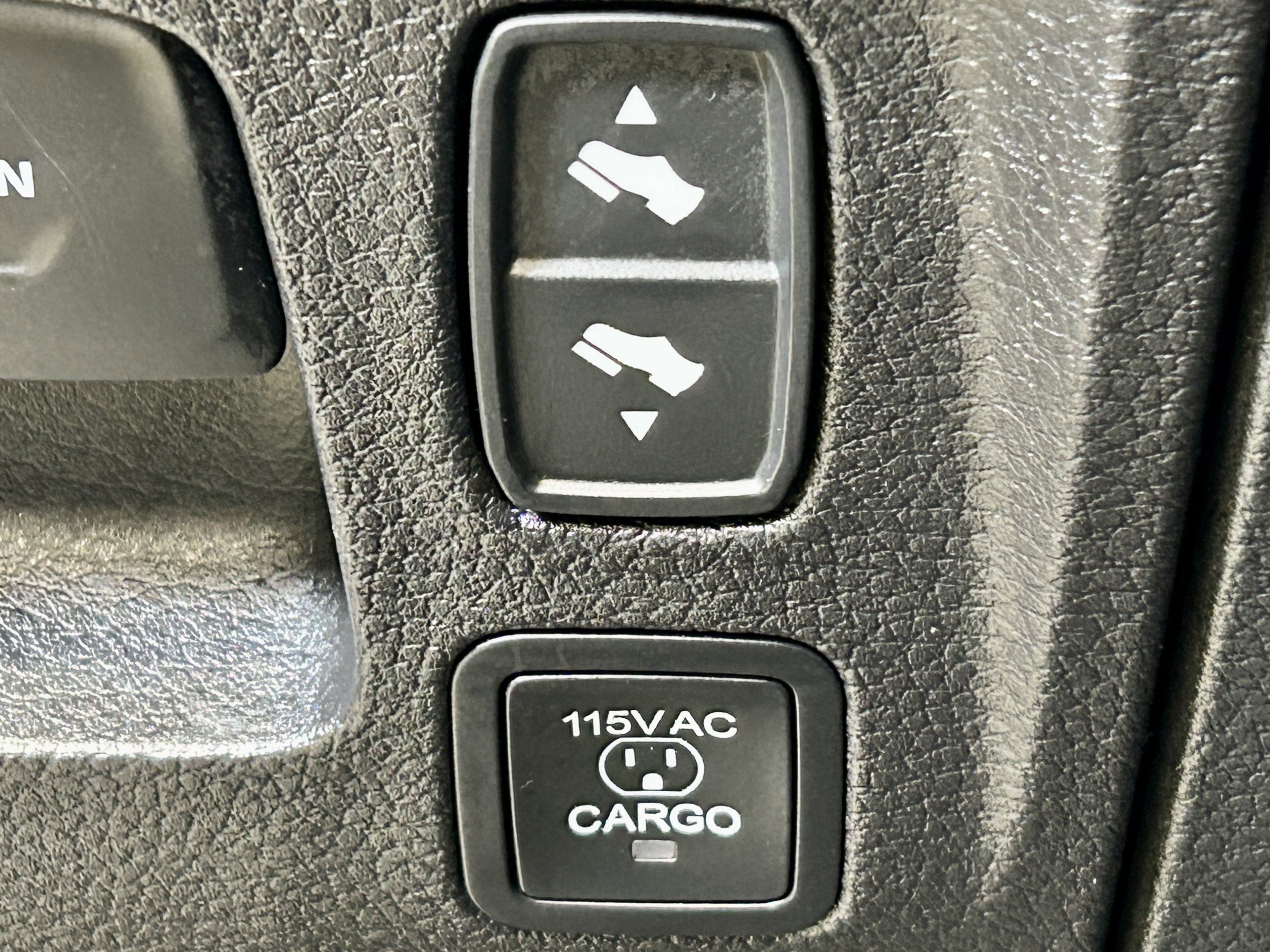 Certified 2025 RAM 1500 Big Horn AWD/4WD image 26