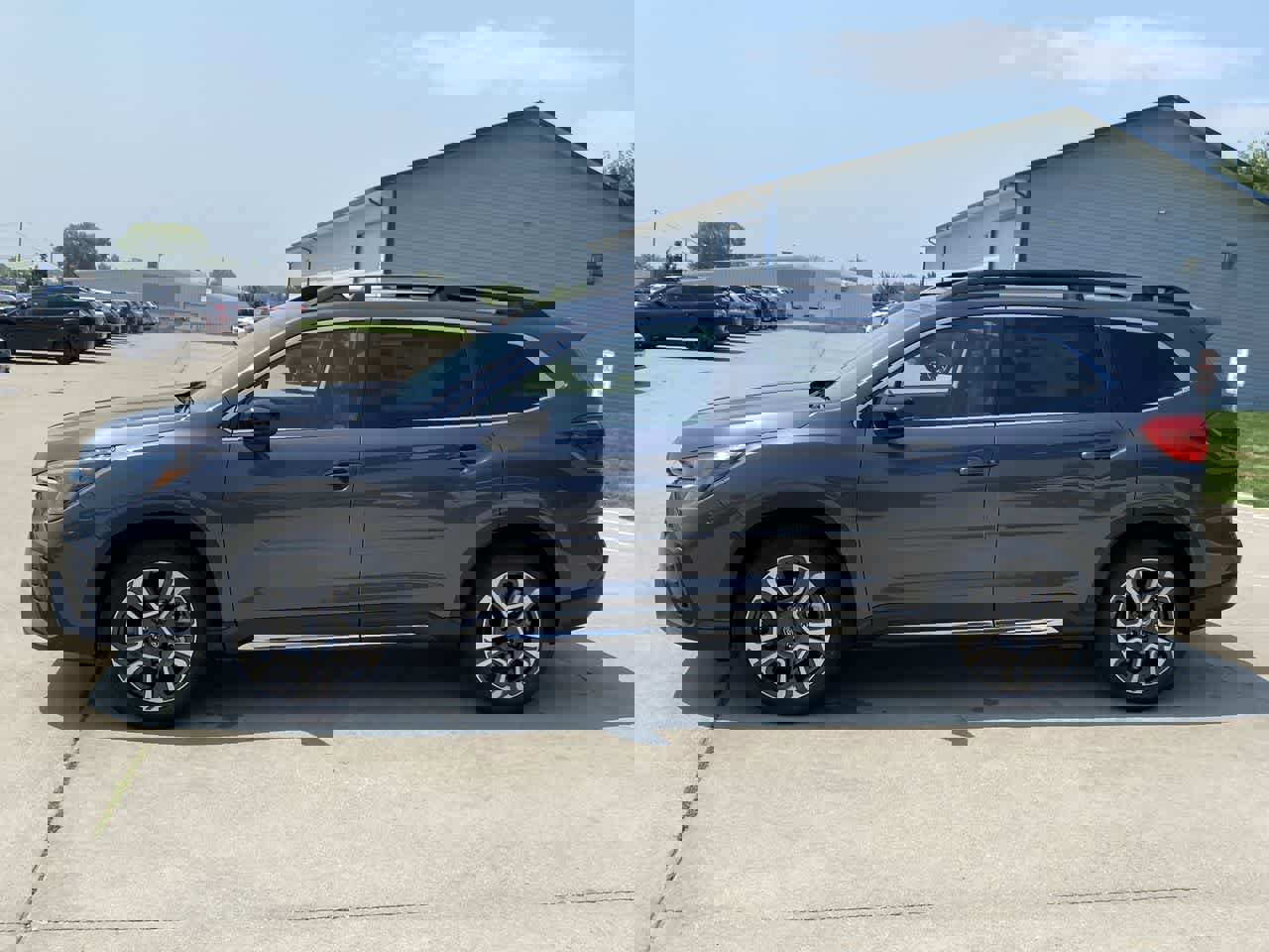 New 2025 Subaru Ascent Limited image 3