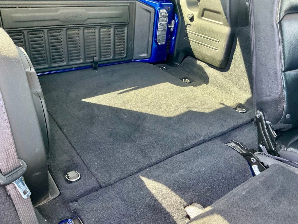 Used 2018 Jeep Wrangler Unlimited Rubicon image 28