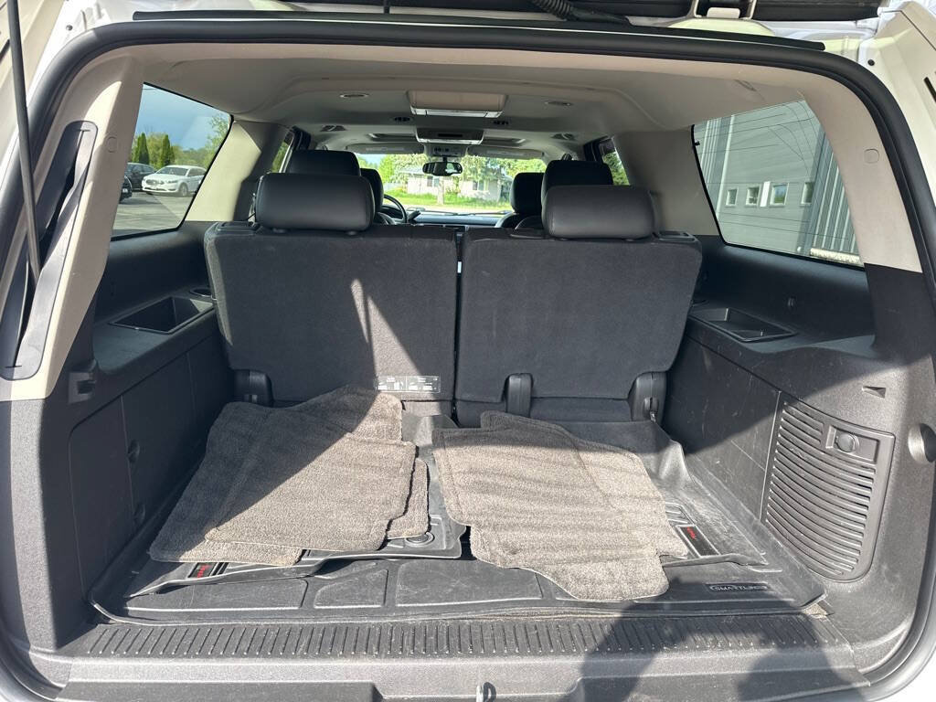 Used 2012 Chevrolet Suburban LTZ AWD/4WD image 6