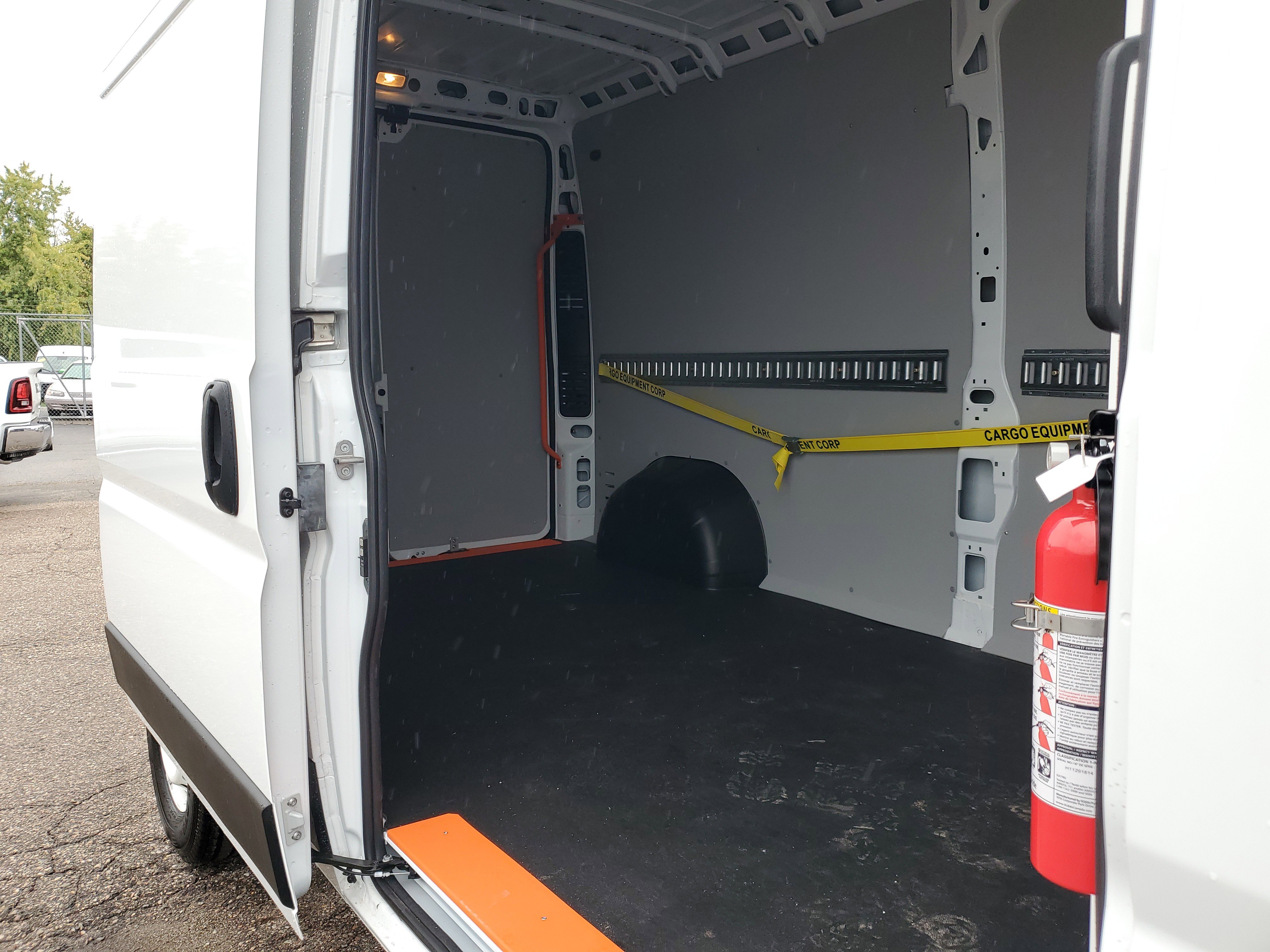 Used 2025 RAM ProMaster 2500 w/ Cold Weather Group image 20