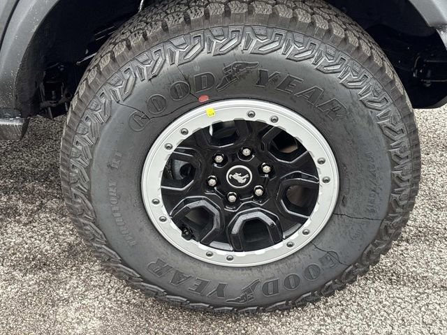 New 2026 Ford Bronco Badlands image 9