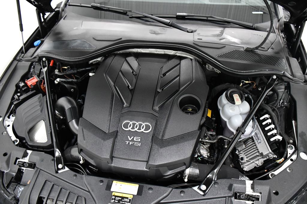 Used 2023 Audi A8 L 3.0T w/ Luxury Package image 6