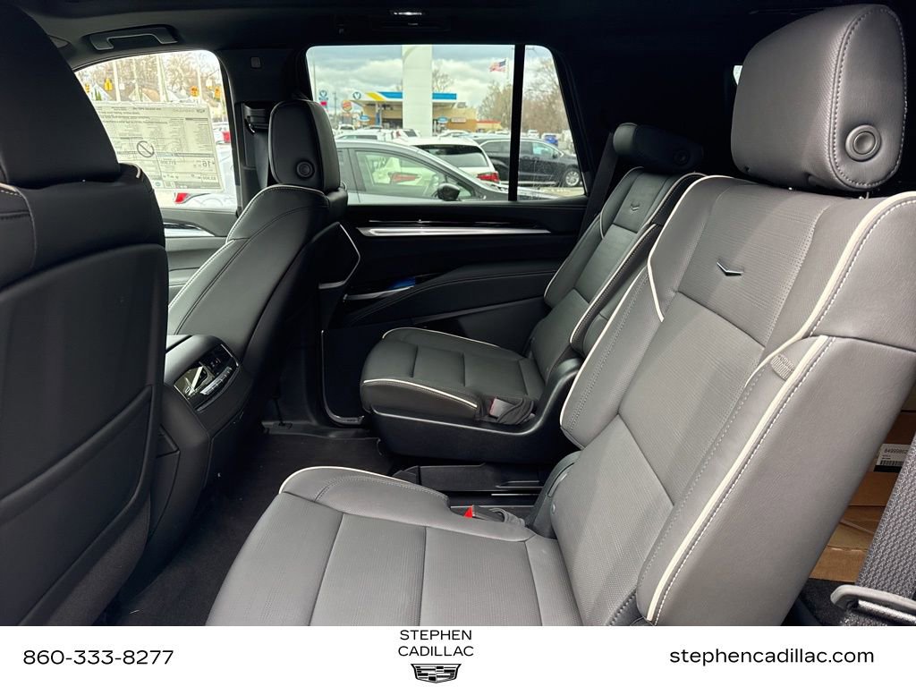New 2026 Cadillac Escalade Sport w/ LPO, ONYX Package AWD/4WD image 10