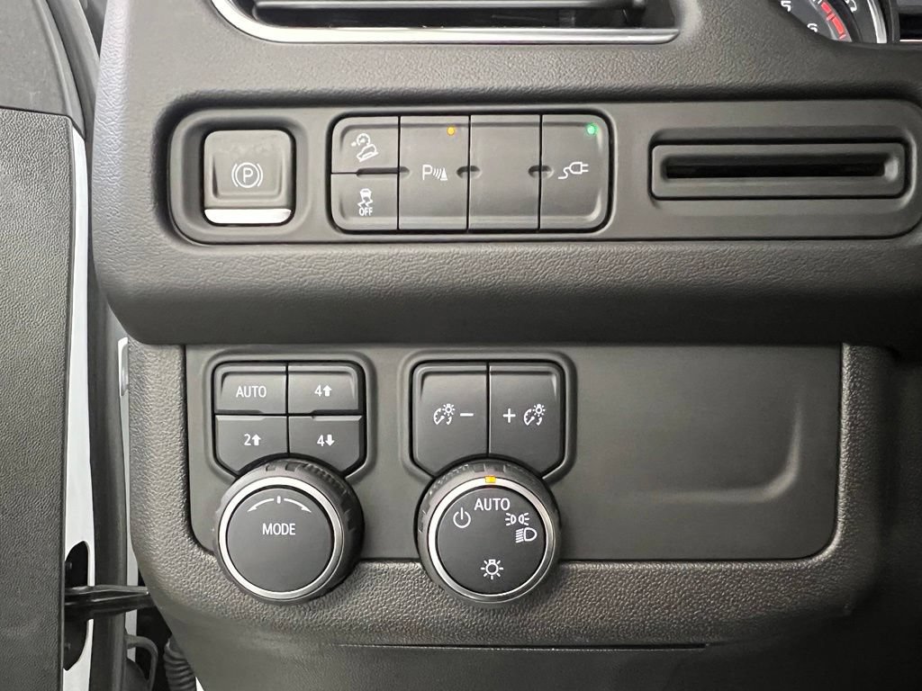 Certified 2021 Chevrolet Tahoe Z71 AWD/4WD image 17