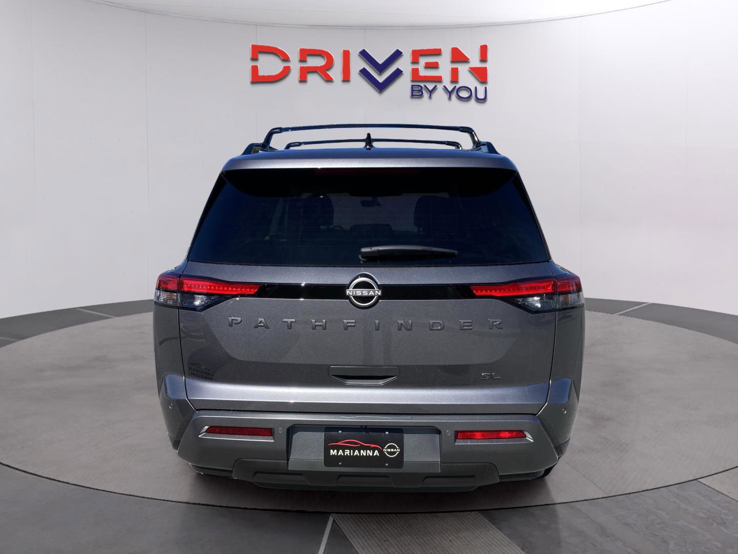 New 2026 Nissan Pathfinder SL image 4