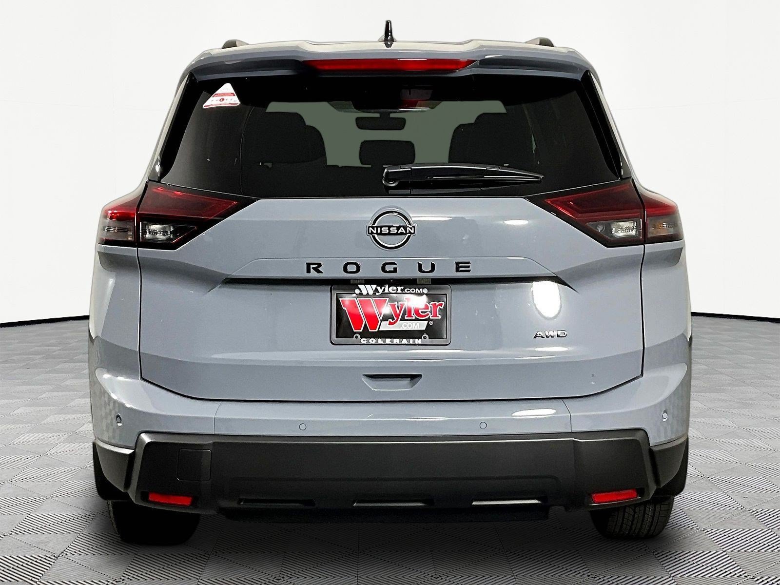 New 2026 Nissan Rogue Dark Armor AWD/4WD image 5