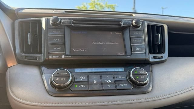 Used 2014 Toyota RAV4 XLE AWD/4WD image 16