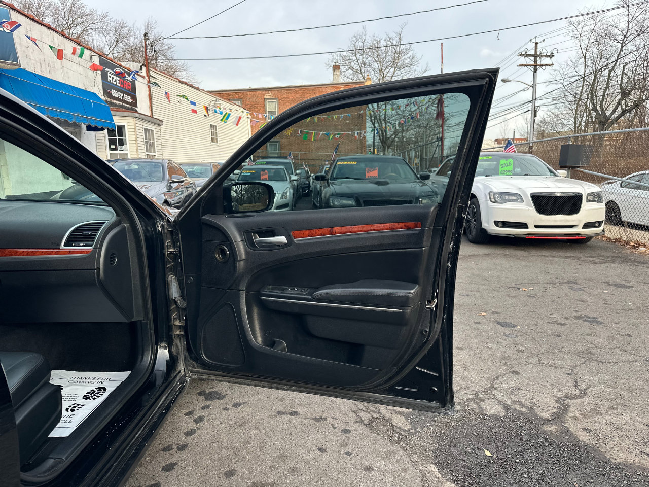 Used 2014 Chrysler 300 RWD image 50