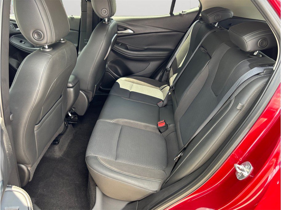 Used 2021 Buick Encore GX Select w/ Sport Touring Package FWD image 34