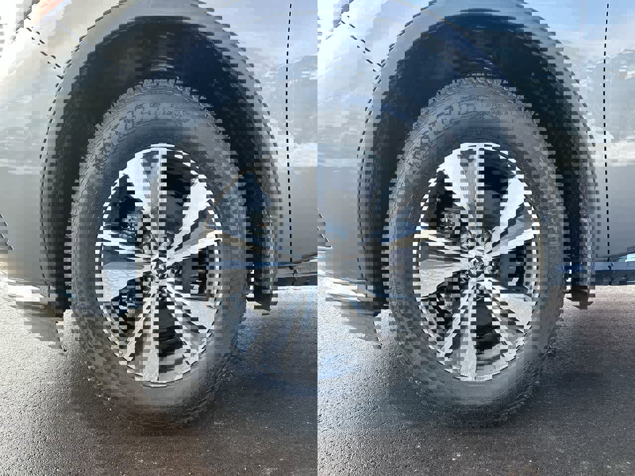 Used 2020 Nissan Murano SV image 19