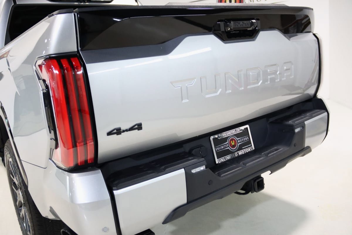 Used 2024 Toyota Tundra Platinum AWD/4WD image 55